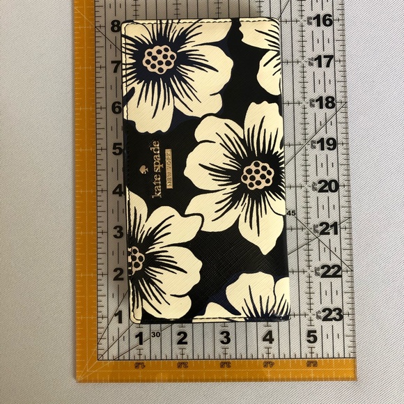 Kate Spade ♠️ rare floral snap tab wallet - Picture 7 of 7